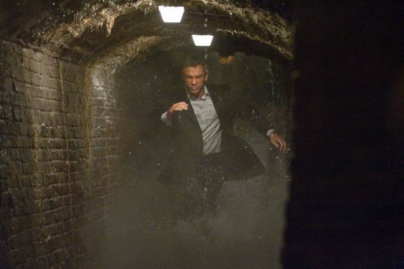 资料图片：《007：大破量子危机》剧照(2)