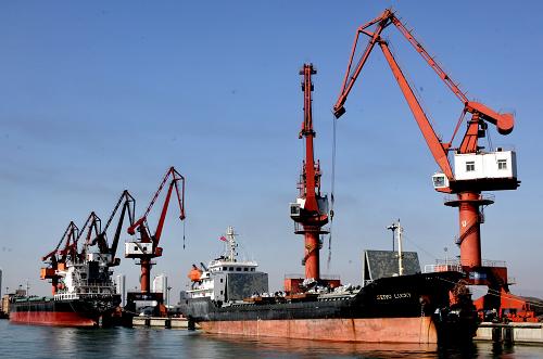 秦皇島、09年の貨物取扱量が2.4億トンを上回る