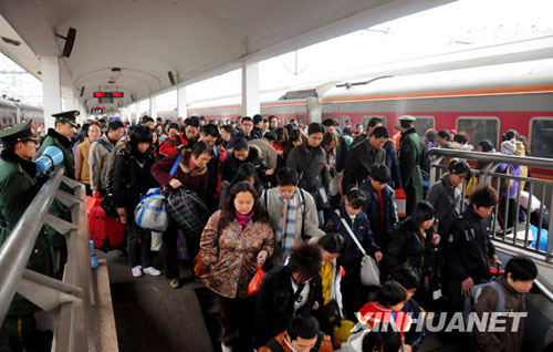 中国の鉄道旅客輸送量、過去最高を更新