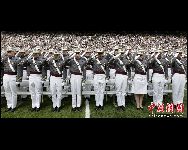 米国ニューヨーク州北部のウエストポインにある陸軍士官学校では、22日に卒業式が行われオバマ大統領が出席した。今年は1002人が理学士の学位を取得し陸軍少尉になった。｢中国網日本語版(チャイナネット)｣　2010年5月25日