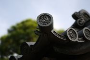 京都文化博物館に展示している資料によると、唐の長安を模して碁盤の目状になっている京都は、洛北、洛東、洛中、洛西、洛南に分かれ、洛内には1000カ所以上の古寺があるという。