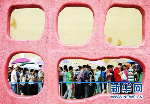 上海万博の入場者総数が2000万人を突破