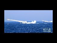 一斉にミサイルを発射する新型ミサイル艦艇　｢中国網日本語版(チャイナネット)｣　2010年7月7日