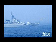 迎撃ミサイルを発射するミサイル護衛艦　｢中国網日本語版(チャイナネット)｣　2010年7月7日