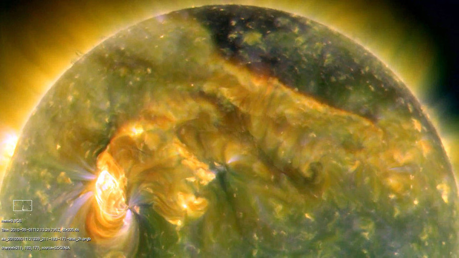 NASA公布太阳北半球耀斑爆发图像[高清]