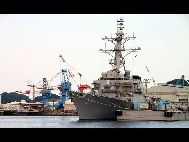 米海軍のミサイル駆逐艦「カーティス・ウィルバーDDG-54｣