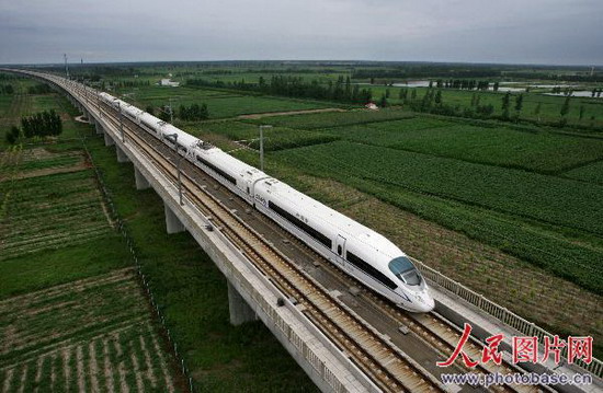 高速鉄道で子競い合う中国と日本