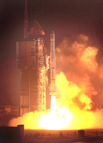 中国、7基目の測位衛星「北斗星」打ち上げに成功