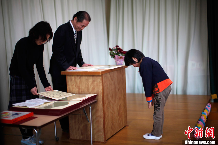 日本災區幼兒園舉行畢業典禮