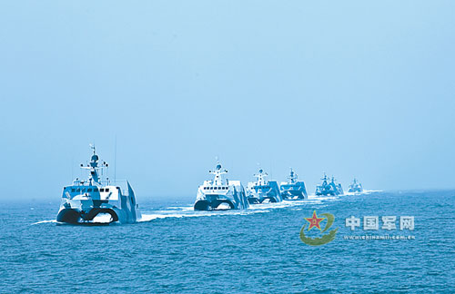資料写真:演習中の東海艦隊某ミサイル艇大隊の新型ミサイル艇編隊