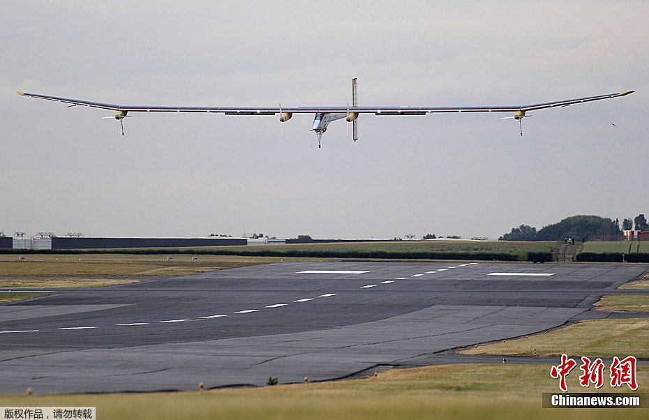 世界最大のソーラー飛行機　パリ国際航空ショーに登場