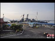 米国とフィリピンの海軍は28日午後、11日間予定の海上合同軍事演習を開始した。この海上合同軍事演習はフィリピンのパラワン州以東のスールー海で実施され、米海軍のミサイル駆逐艦も登場する。 ｢中国網日本語版(チャイナネット)｣ 2011年6月29日