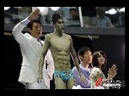 2011年世界水泳選手権が7月31日に上海で閉幕した。今大会で人気を呼んだテレビ朝日の竹内由恵アナは、中国の孫楊選手について｢注目している｣と話し、孫楊選手が男子1500メートル自由形の世界記録を塗り替えた際に熱い拍手を送った。 ｢中国網日本語版(チャイナネット)｣　2011年8月2日