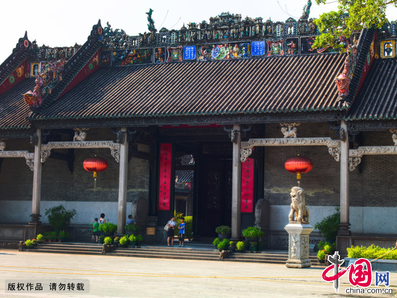 陈家祠是广东现存规模最大的清代艺术建筑。图为陈家祠一景。 中国网图片库 晨珠/摄
