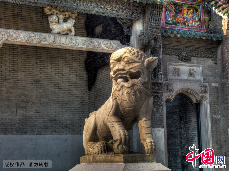 陈家祠是广东现存规模最大的清代艺术建筑。图为陈家祠一景。 中国网图片库 晨珠/摄