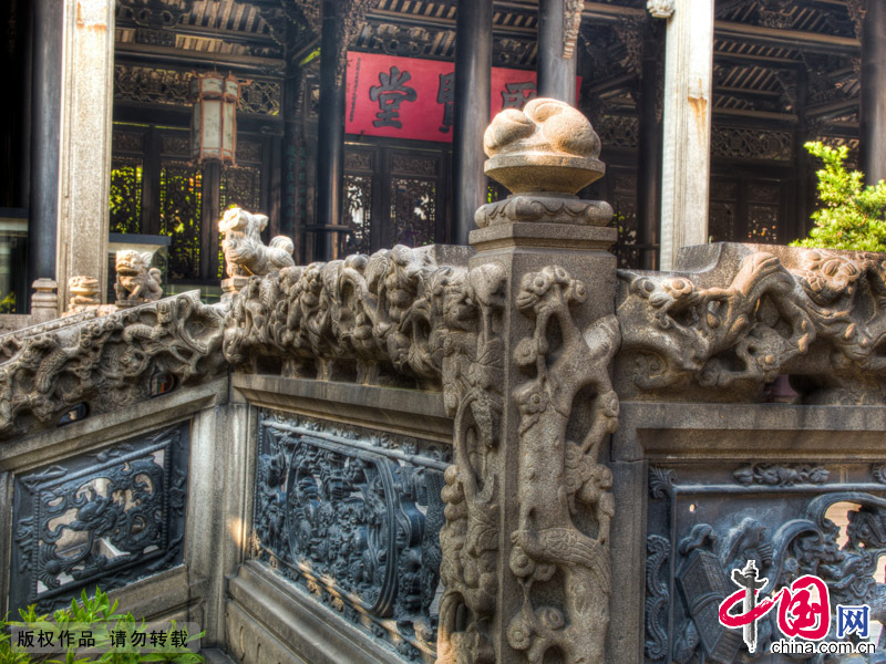 陈家祠是广东现存规模最大的清代艺术建筑。图为陈家祠一景。 中国网图片库 晨珠/摄