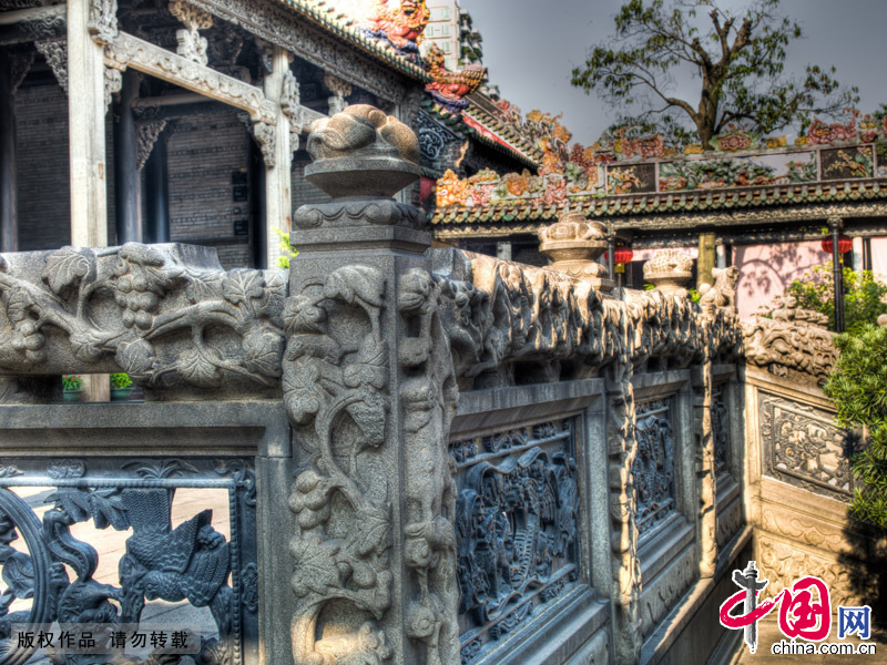 陈家祠是广东现存规模最大的清代艺术建筑。图为陈家祠一景。 中国网图片库 晨珠/摄