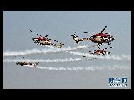 インド空軍は創立79周年にあたる8日、首都･ニューデリ郊外ガジアバード（Ghaziabad）のHindon空軍基地で、記念式典を開催した。 ｢中国網日本語版(チャイナネット)｣　2011年10月9日