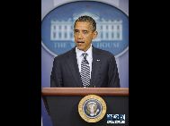 オバマ米大統領は21日、ホワイトハウスで記者会見を行い、イラク駐留米軍を予定通り年内に完全撤退させると発表。「約9年を経て、イラクでの米国の戦争は終結する」と語った。 ｢中国網日本語版(チャイナネット)｣　2011年10月22日