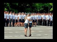 ロシアの内務省、緊急対策部、特殊部隊、海･陸･空の部隊などを含む国家武装部門には、大量の女性軍人が服役している。 　｢中国網日本語版(チャイナネット)｣　2011年10月31日