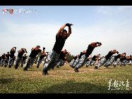 写真が語る中国の特殊兵―海軍陸戦隊の訓練記 ｢中国網日本語版(チャイナネット)｣　2011年11月29日