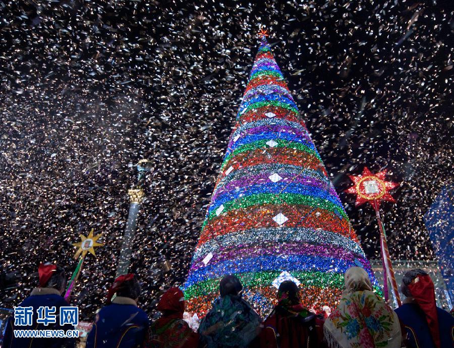 （国际）（3）乌克兰首都基辅举行圣诞树点灯仪式