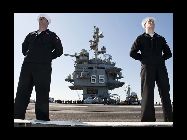 世界初の原子力空母である米海軍の?エンタープライズ?(USS Enterprise,CVAN/CVN-65)が11日、中東海域に向けて出発した。分析によると、?エンタープライズ?は、米?イラン間の軍事衝突の発生や、ソマリア海域での海賊による脅威に対応できる豊富な経験を持っているという。?中國網日本語版(チャイナネット)?　2012年3月14日