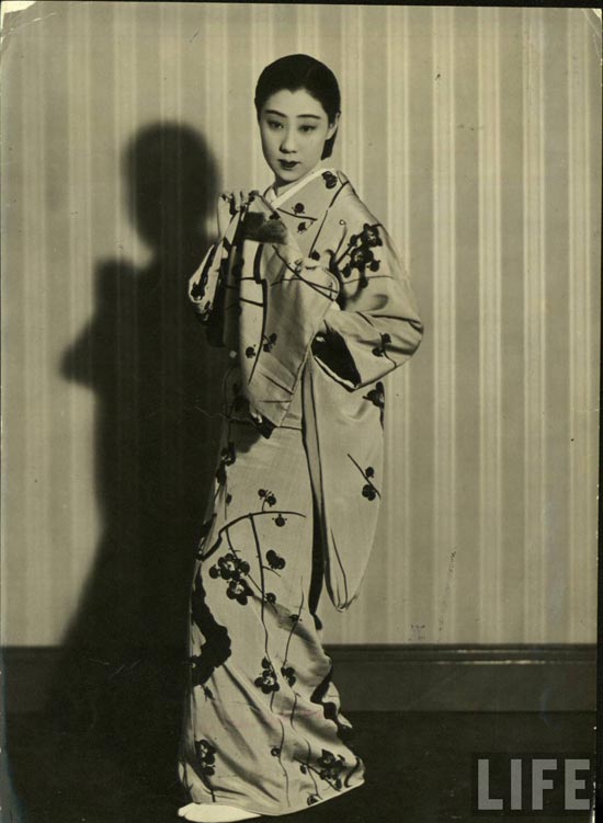 あでやかな着物姿の日本人女性の古い写真 17枚 中国網 日本語