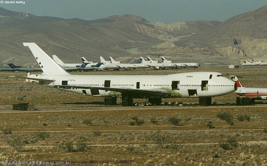 米国モハーヴェ砂漠にある雄大な｢飛行機の墓場｣_China.org.cn