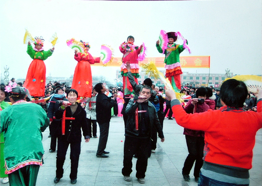 古い民間舞踊を大切にする山東省鄆城県