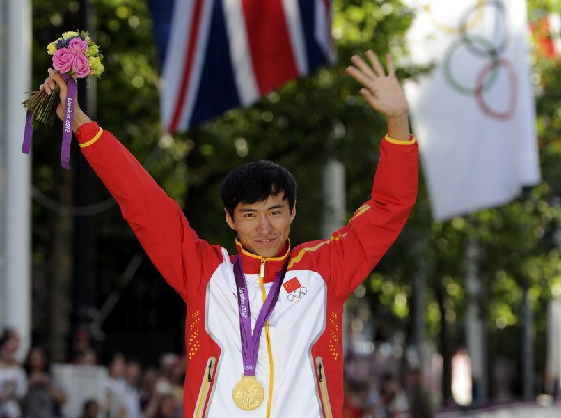 中国の陳定選手、男子20㌔競歩で金メダル獲得