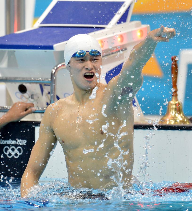 中国の孫楊選手、競泳・男子１５００㍍自由型で金メダル