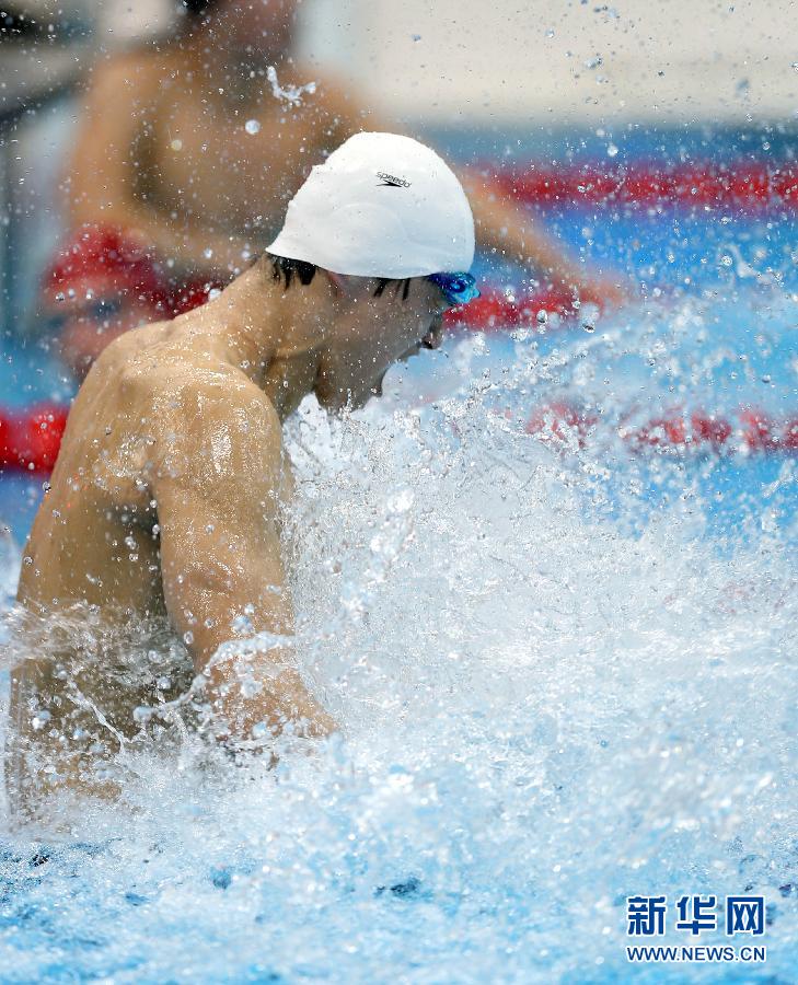 中国の孫楊選手、競泳・男子１５００㍍自由型で金メダル