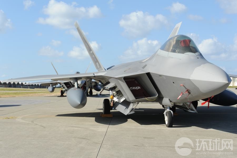 米軍 嘉手納基地にF22戦闘機を増派_中国網_日本語