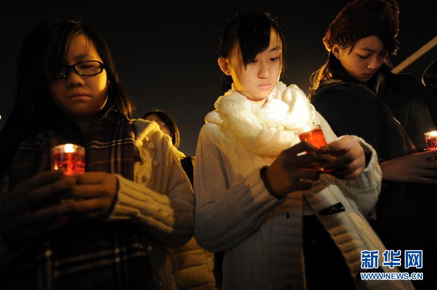 （社会）（5）烛光祭奠南京大屠杀30万遇难者