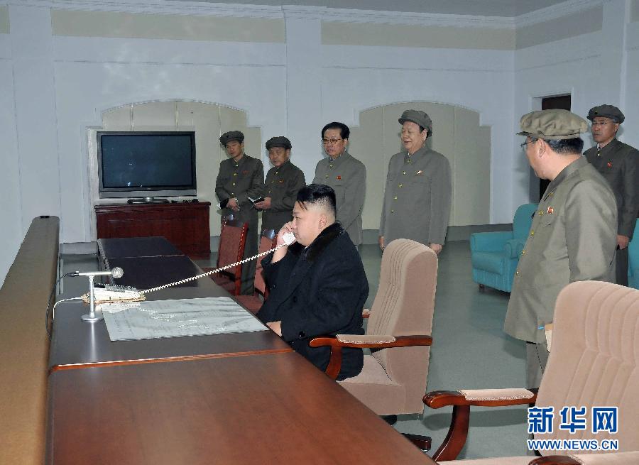 （国际）（1）朝最高领导人金正恩亲临现场指挥卫星发射