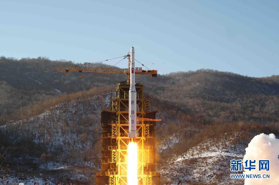 （国际）（2）朝最高领导人金正恩亲临现场指挥卫星发射