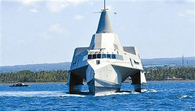 三胴船「トリマラン型」、日米が共同開発を計画