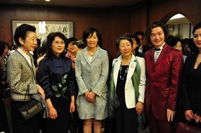 在日中国大使館で国際婦人デー祝う　安倍首相夫人も出席