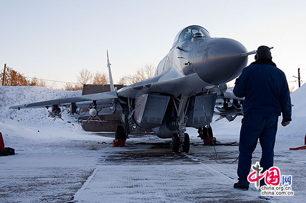 写真集:最新型Ｍig-29SMT戦闘機のミサイル搭載