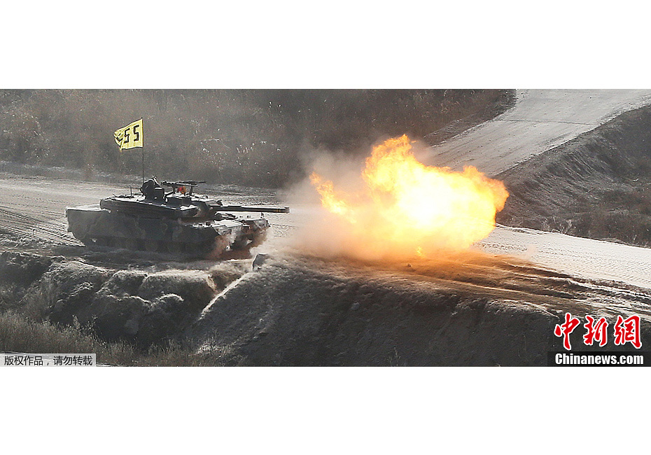 韩国陆军K-1坦克举行射击演练