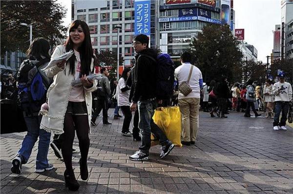 窥视真实日本 看平民百姓的另类生活(图)