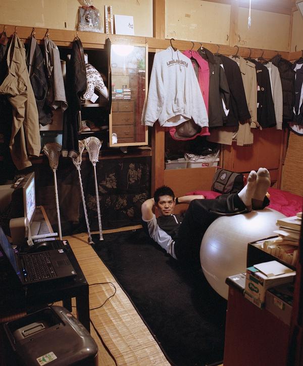 窥视真实日本 &apos;小人物&apos;的另类生活