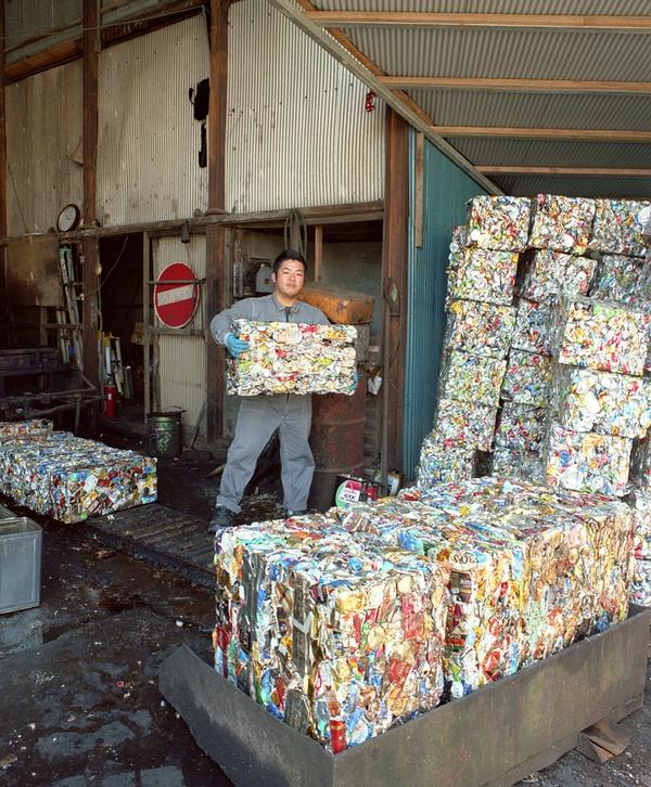 窥视真实日本 &apos;小人物&apos;的另类生活