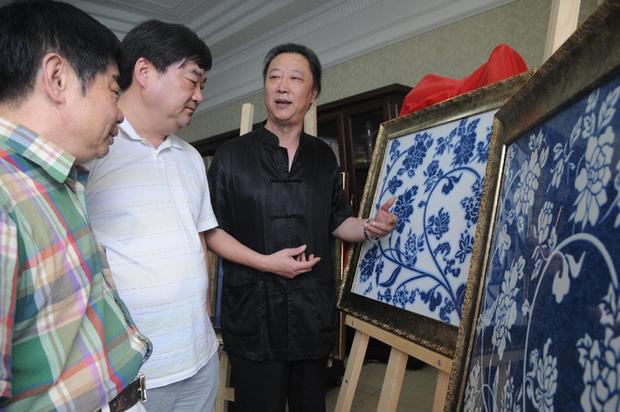 淄博市の「青花磁器」の古代風模造の陶磁タイルがを受賞