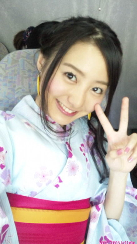 藤泽花恵长相可爱 可是那149cm的身高让人不忍直视