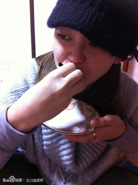 藤泽花恵长相可爱 可是那149cm的身高让人不忍直视