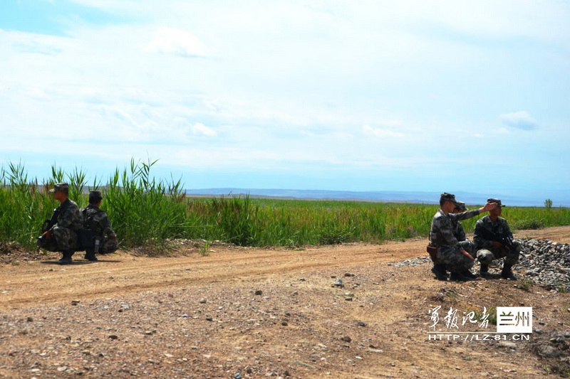 新疆軍区国境警備部隊、パトロールを強化