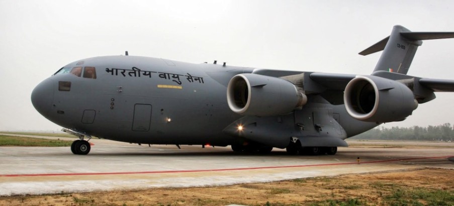 インド空軍参謀総長、C-17輸送機の交付式に出席