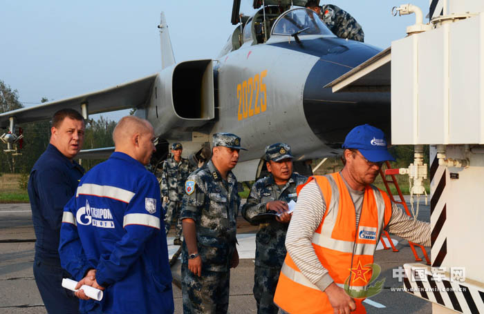 卓越した性能を誇るJH-7攻撃機　航続距離が4000キロ弱に